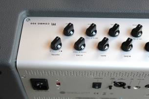 DARKGLASS Microtubes 500 Combo 210 Analog Bass Combo