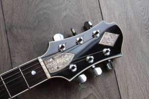GRECO/ZEMAITIS "GZWF-401 Red with Bigsby" HARDCASE, 3, 72 KG