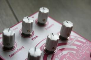 EARTHQUACKER DEVICES Rainbow Machine V2
