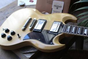 MAYBACH Albatroz '65-2 TV Yellow Aged ,HARDCASE, 2, 1 KG