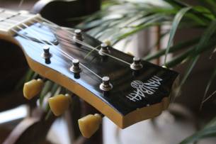 MAYBACH Albatroz '65-2 TV Yellow Aged ,HARDCASE, 2, 1 KG