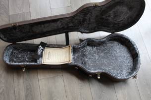 EASTMAN SB55/V Antique Sunburst, Hardcase, 3, 18 KG