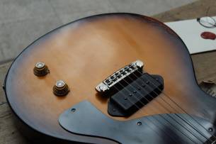 EASTMAN SB55/V Antique Sunburst, Hardcase, 3, 18 KG