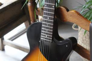 EASTMAN SB55/V Antique Sunburst, Hardcase, 3, 18 KG