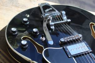 EASTMAN T486B Bigsby Black Custom, Hardcase, 4, 07 KG