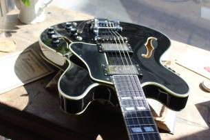 EASTMAN T486B Bigsby Black Custom, Hardcase, 4, 07 KG