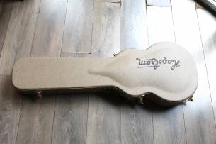 HAGSTROM Super Swede Crimson Flame, HARDCASE, 3, 80 KG