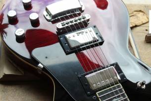 HAGSTROM Super Swede Crimson Flame, HARDCASE, 3, 80 KG