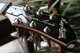 HAGSTROM Super Swede Crimson Flame, HARDCASE, 3, 80 KG