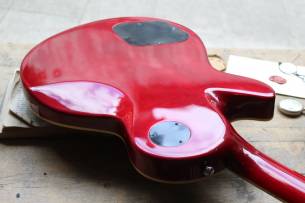 HAGSTROM Super Swede Crimson Flame, HARDCASE, 3, 80 KG