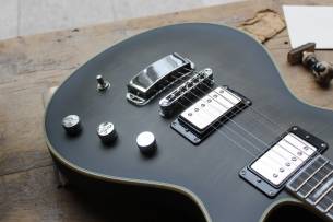 HAGSTROM Ultra Max Black Satin, 4, 01 KG