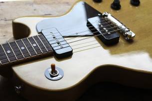 GIBSON Les Paul Special TV Yellow",HARDCASE, 3, 76 KG