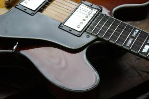 EASTMAN T486 Goldburst, HARDCASE, 3, 62 KG