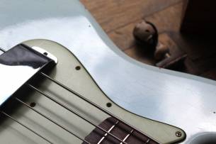 FENDER Custom Shop Custom Shop 1963 Jazz Bass Journeyman Relic Faded Aged Sonic Blue, HARDCASE 4, 30 KG