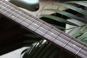 FENDER Custom Shop Custom Shop 1963 Jazz Bass Journeyman Relic Faded Aged Sonic Blue, HARDCASE 4, 30 KG