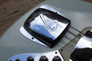 FENDER Custom Shop Custom Shop 1963 Jazz Bass Journeyman Relic Faded Aged Sonic Blue, HARDCASE 4, 30 KG