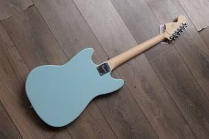 SQUIER Sonic Mustang HH, Sonic Blue ,Maple, 2, 86 KG by FENDER