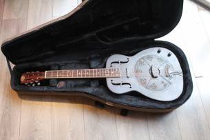 ROYALL Blues Hound Distressed Relic Brass Finish 14 Fret Single Cone Resonator With Pickup SOFTCASE,
