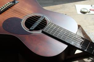 EASTMAN E1P The Bluesmaster Classic, Limited Edition with Fishman, GIGBAG