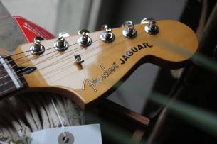 FENDER Player II Jaguar, Coral Red, 3, 71 KG