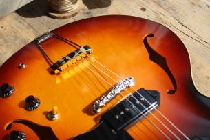 STANFORD Crossroad Thinline 30 Sunburst Matte HARDCASE, 2, 76 KG