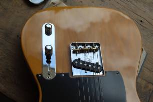 FENDER American Vintage II 1951 Telecaster,HARDCASE,