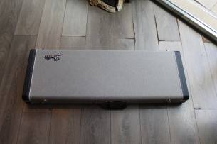 FENDER 70TH Anniversary Ultra Stratocaster HSS, HARDCASE, 3, 77 KG