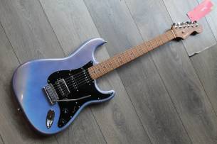 FENDER 70TH Anniversary Ultra Stratocaster HSS, HARDCASE, 3, 77 KG