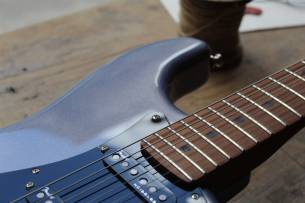 FENDER 70TH Anniversary Ultra Stratocaster HSS, HARDCASE, 3, 77 KG