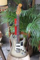 FENDER 70th Anniversary Vintera II Antigua Stratocaster HARDCASE ,3, 40 KG
