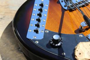 HAGSTROM HAGSTROM IMP-TSB Retroscape Series Impala Tobacco Sunburst, 3, 50 KG