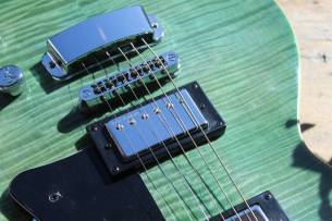 HAGSTROM Ultra Max Fall Sky Satin , HARDCASE, 4, 31 KG