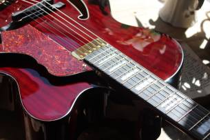 HAGSTROM HL550 Natur Mahogany Gloss, 3, 11 KG