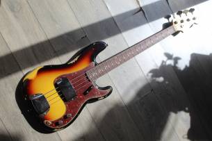 FENDER Custom Shop 1964 Precision Bass Relic Bleached 3-Tone Sunburst, HARDCASE, PAPERS, 4, 10 KG