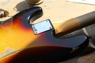 FENDER Custom Shop 1964 Precision Bass Relic Bleached 3-Tone Sunburst, HARDCASE, PAPERS, 4, 10 KG