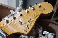 FENDER Custom Shop 1967 Jazzmaster DLX Closet Classic, Vintage Blonde HARDCASE, 3, 68 KG