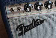FENDER Limited Edition 68 Custom Vibro Champ Reverb Navy Blue, 11 KG