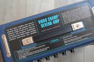 FENDER Limited Edition 68 Custom Vibro Champ Reverb Navy Blue, 11 KG