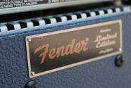 FENDER Limited Edition 68 Custom Vibro Champ Reverb Navy Blue, 11 KG