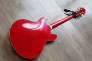 EASTMAN T64/v Bigsby Antique Red, HARDCASE, 2, 88 KG