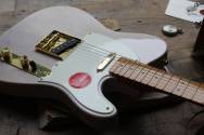 SQUIER FSR Classic Vibe™ '50s Telecaster, Maple Fingerboard, Parchment Pickguard, Gold Hardware, White Blonde