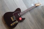 SQUIER Limited FSR Classic Vibe '60s Custom Telecaster in Oxblood With Gold Hardware