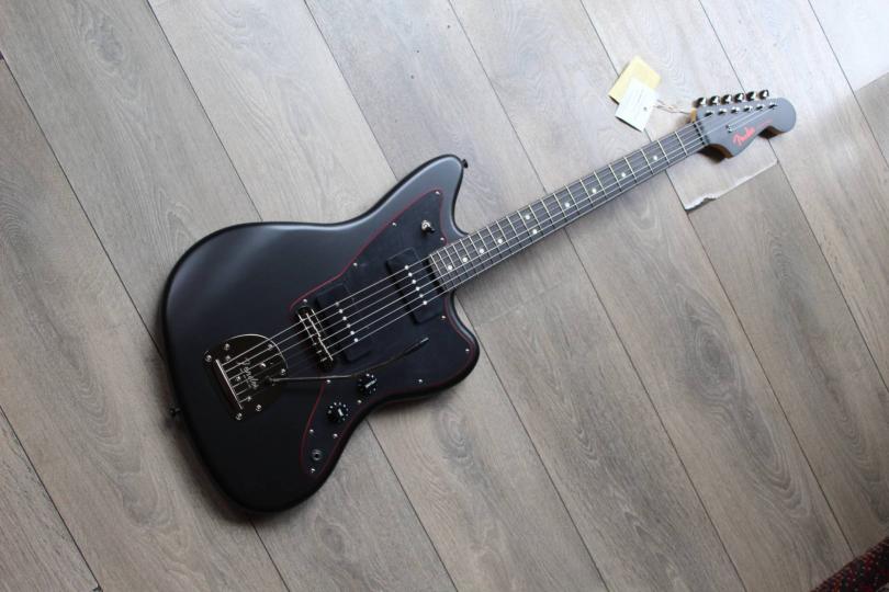 FENDER Made in Japan Limited Hybrid II Jazzmaster, Noir, Rosewood Fingerboard, Black, GIGBAG,3, 76 KG
