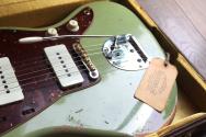 FENDER Custom Shop ´62 Jazzmaster Heavy Relic Maple Neck, Fade Aged Sweet Pea Green HARDCASE, 3, 8 KG