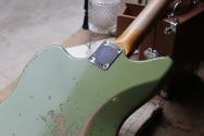 FENDER Custom Shop ´62 Jazzmaster Heavy Relic Maple Neck, Fade Aged Sweet Pea Green HARDCASE, 3, 8 KG