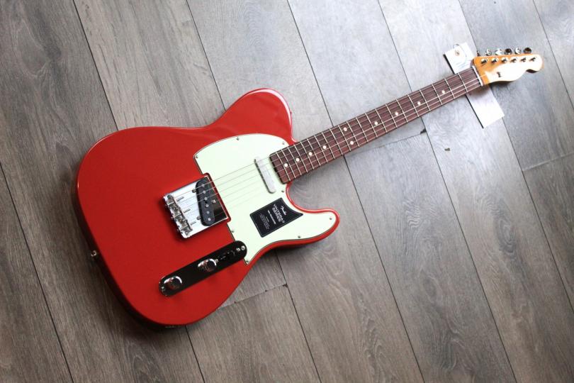 FENDER Telecaster Vintera II '60s Fiesta Red, Slab Rosewood, GIGBAG