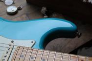 FENDER American Professional II Stratocaster, Miami Blue,, Maple ,HARDCASE, 3, 5 KG