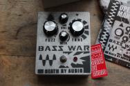 DEATH BY AUDIO Bass War