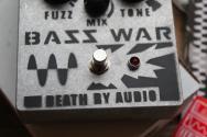 DEATH BY AUDIO Bass War