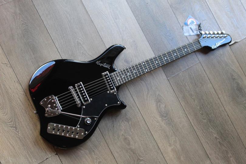 HAGSTROM Impala Black